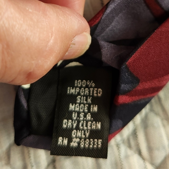 Floral Silk Tie, Urban Canvas - Picture 4 of 6